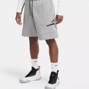 Jordan Gray Athletic Shorts with Elastic Waistband size large